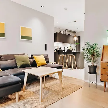 アパート Dinbnb Private Terrace L 700 M To Bryggen L Modern ベルゲン