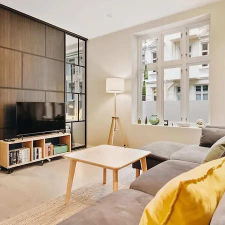 Apartment Dinbnb Private Terrace L 700 M To Bryggen L Modern